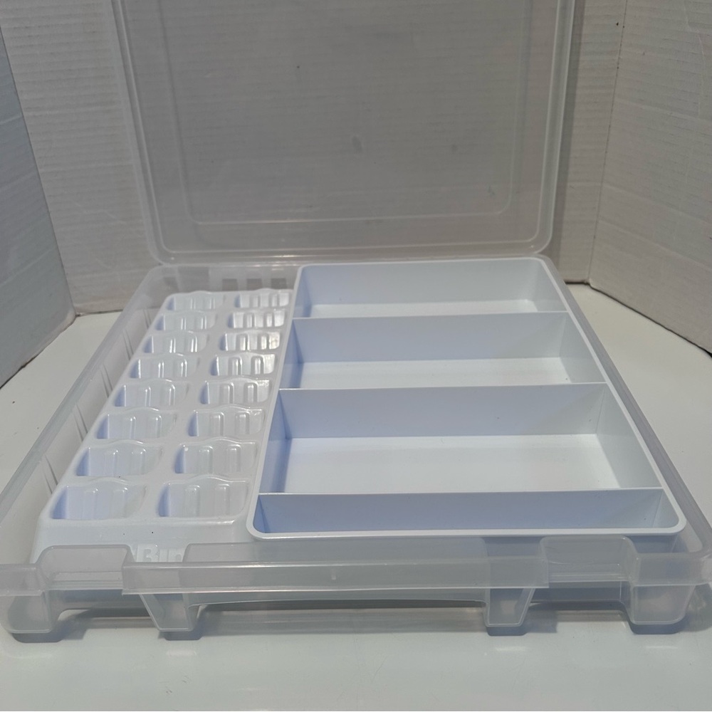 Clear plastic RECOLLECTIONS storage case